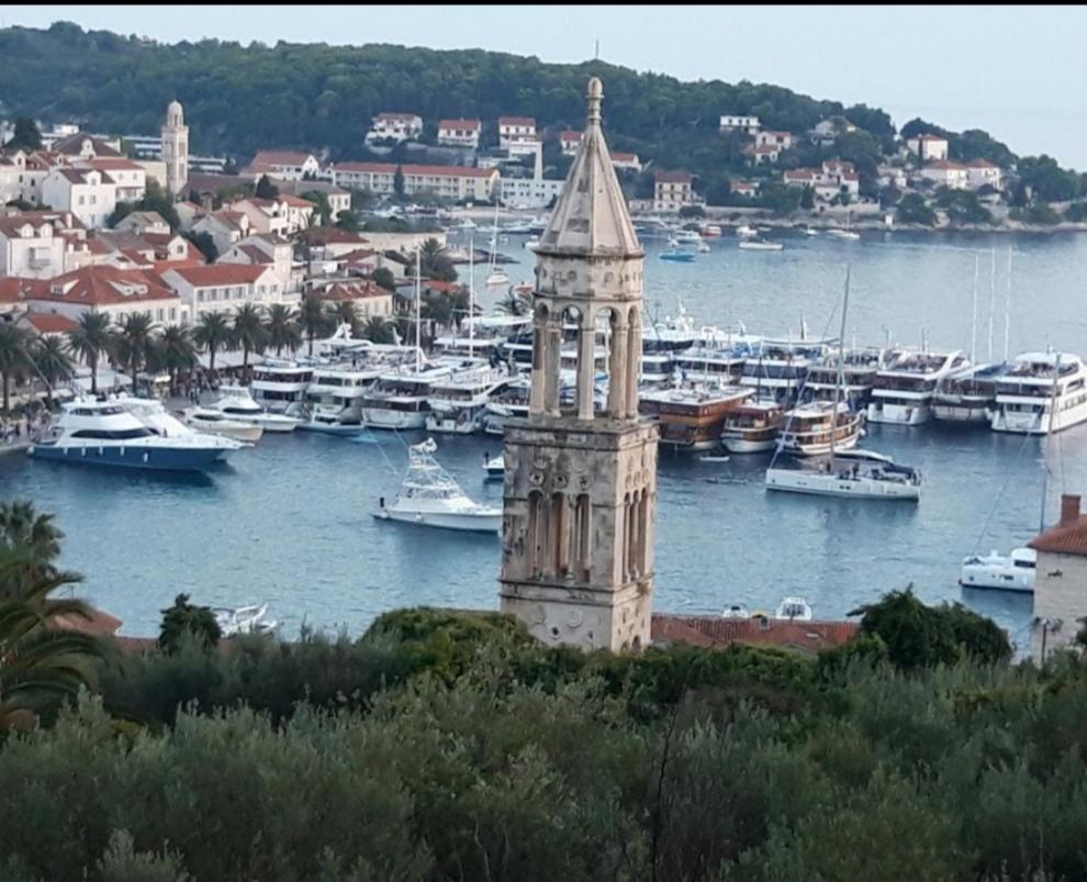 Barko Apartment And Rooms Hvar Town Eksteriør bilde